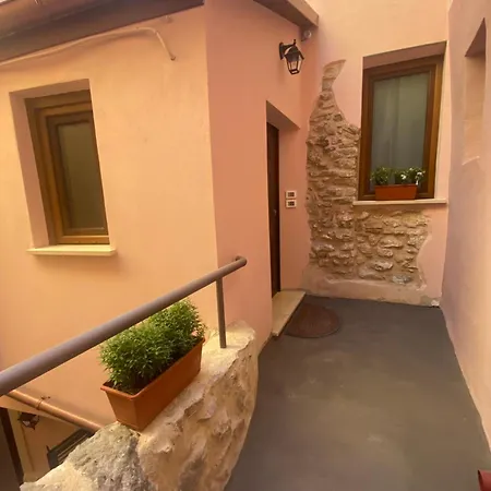 Tra Mura E Vicoli - Turistico Appartement Fondi